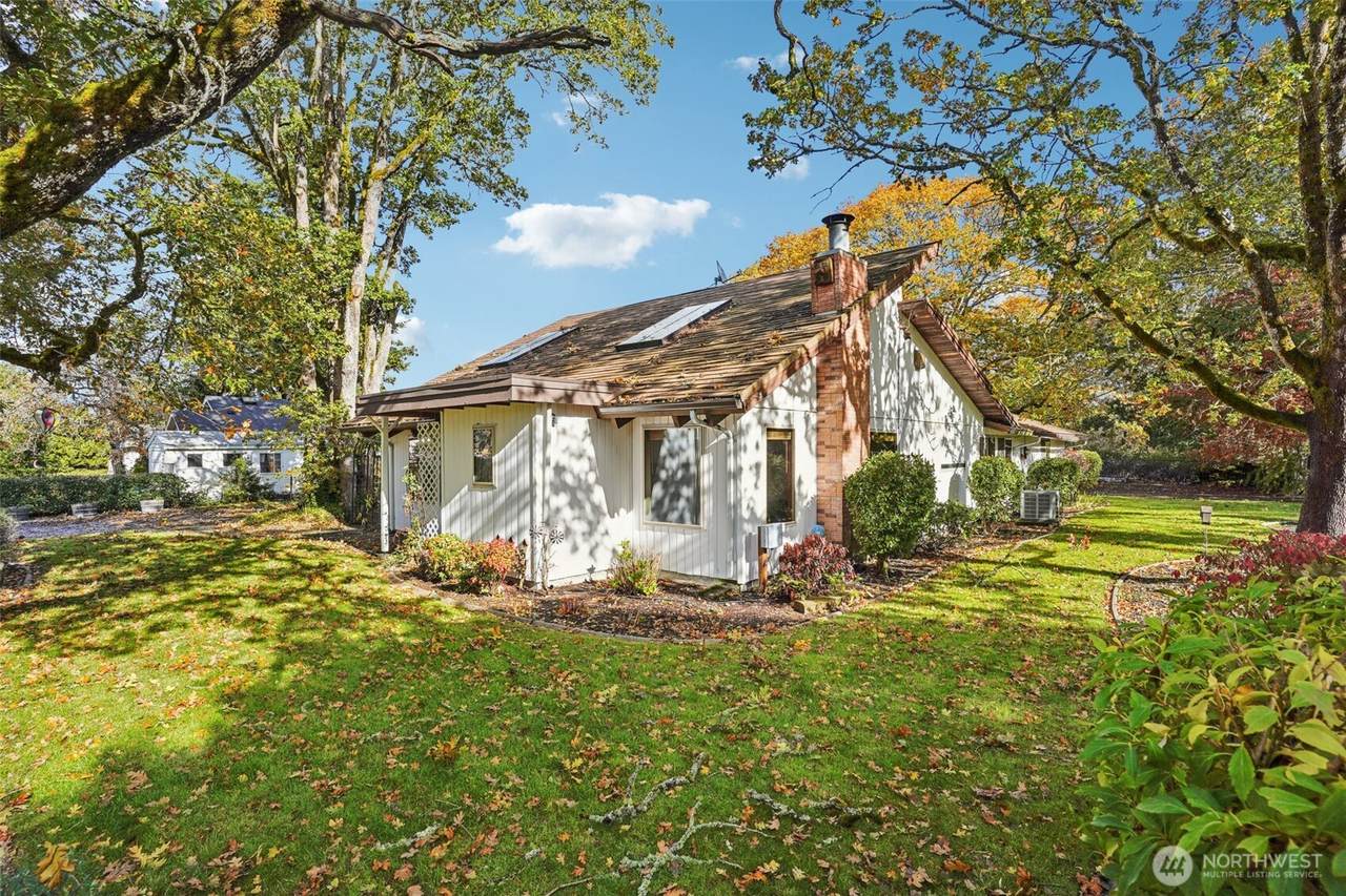 13521 Yakima Avenue - Photo 1