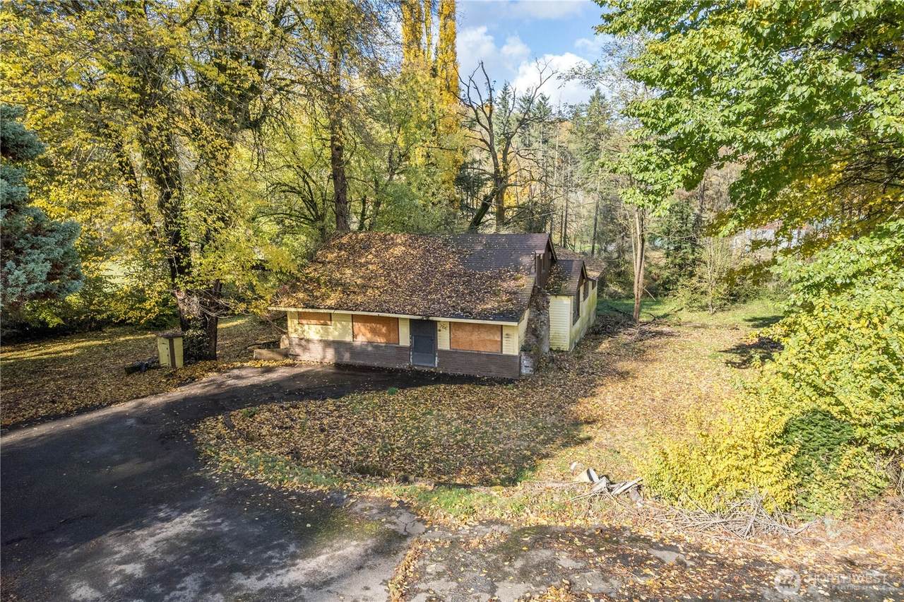 2104 Delameter Road - Photo 1