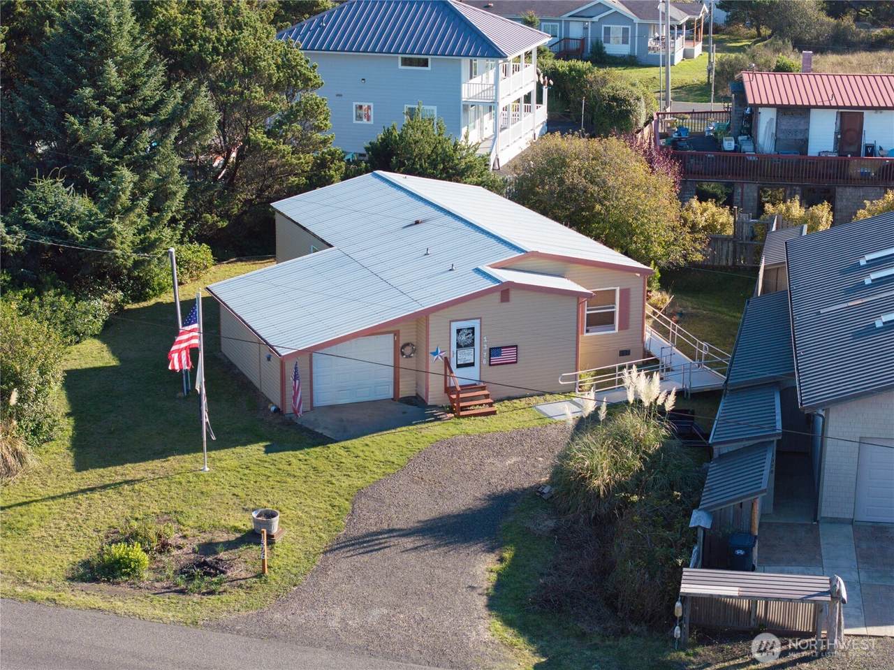 1376 Holand Drive - Photo 1