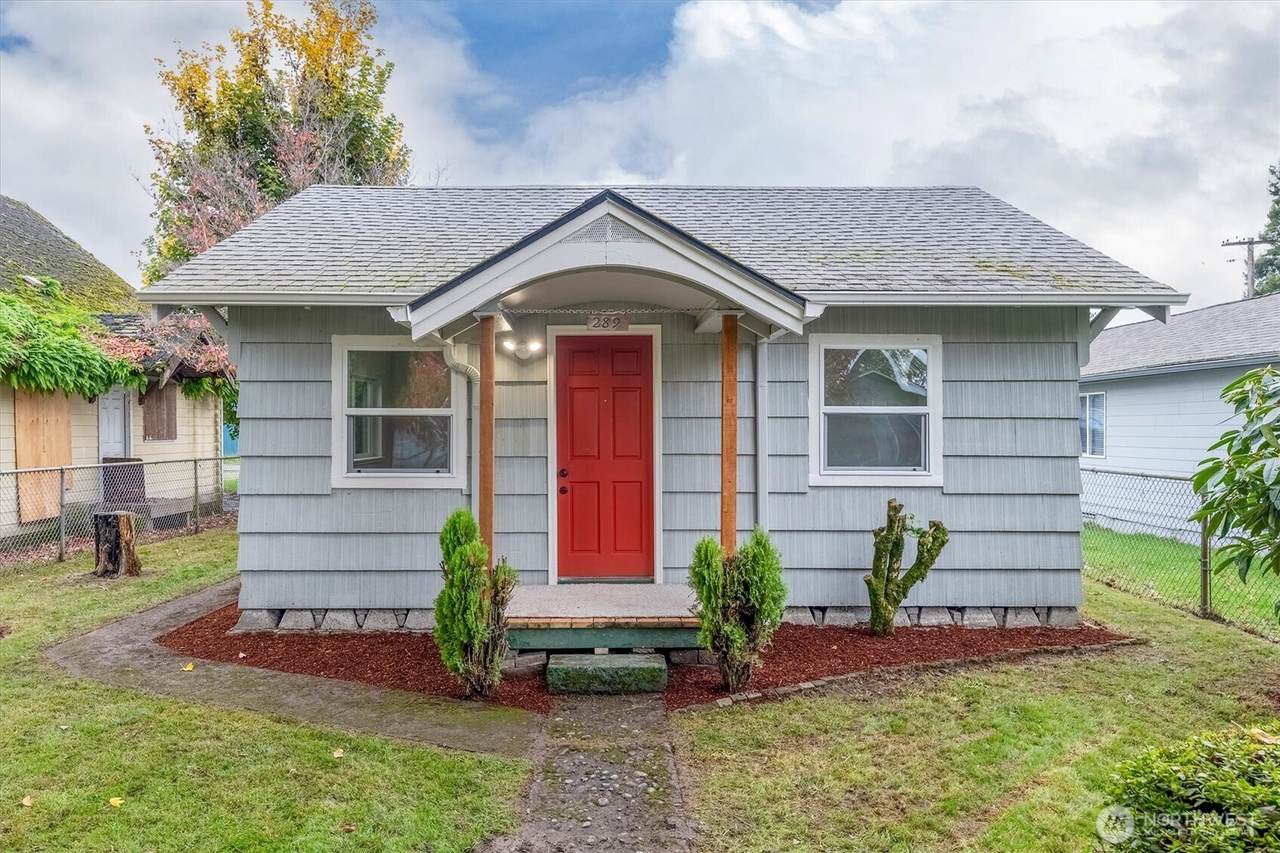 289 20th Avenue - Photo 1