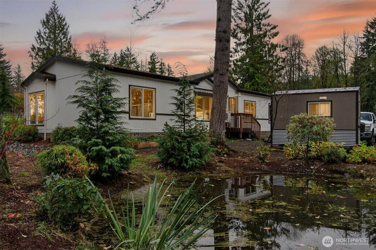 162 Geneva Lane - Photo 1