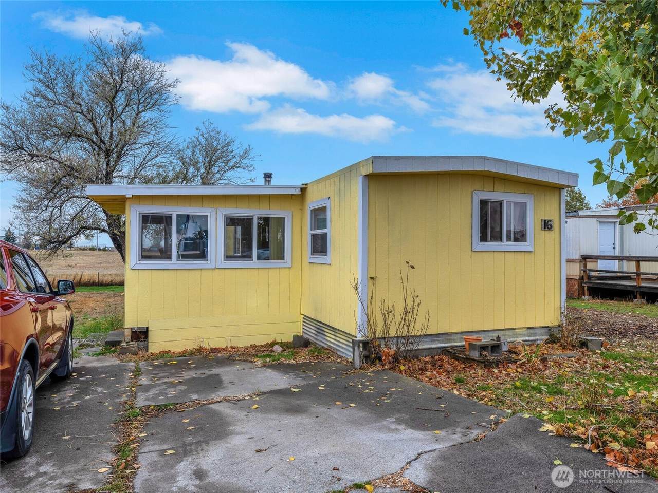 1500 Columbus Avenue - Photo 1