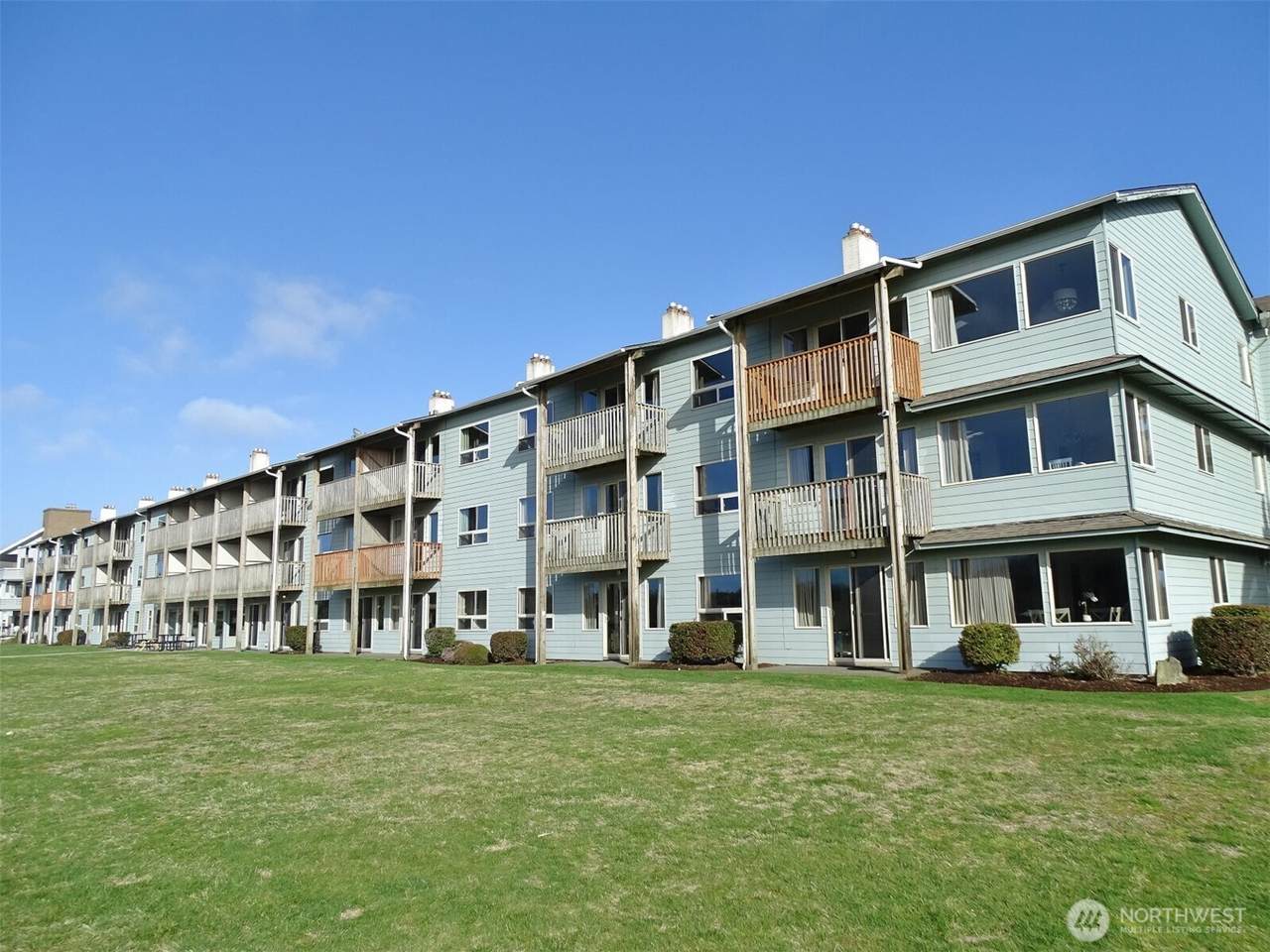 643 Ocean Shores Boulevard - Photo 1