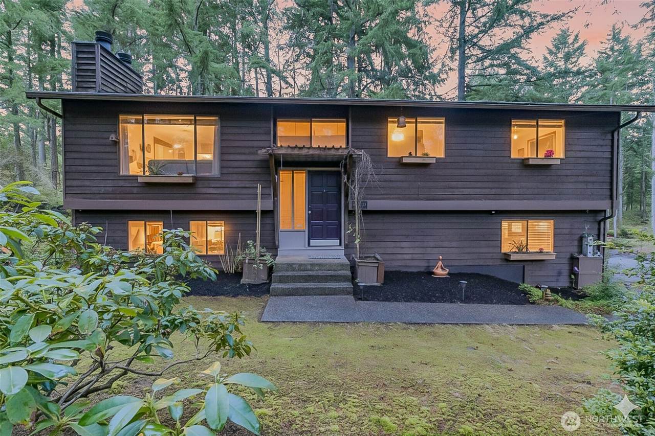 8914 Homestead Avenue - Photo 1