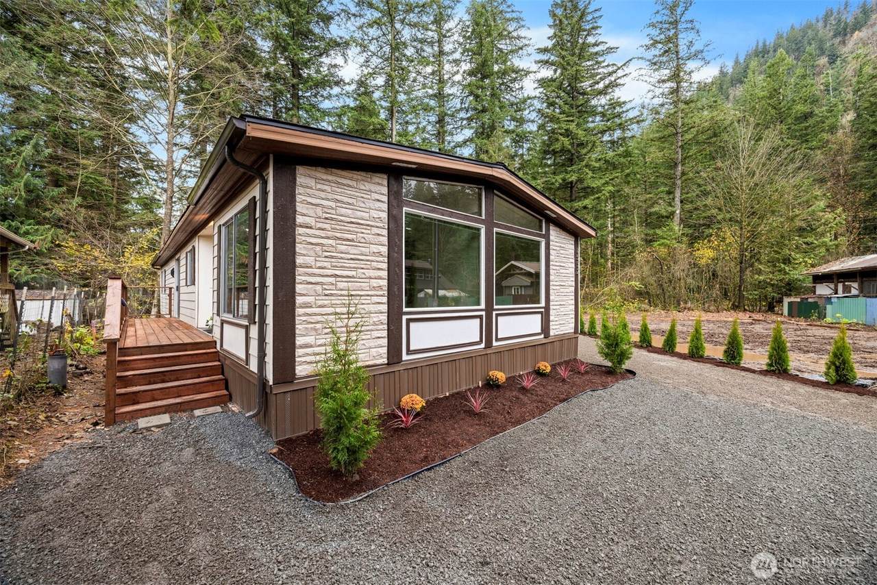 8532 Juniper Place - Photo 1