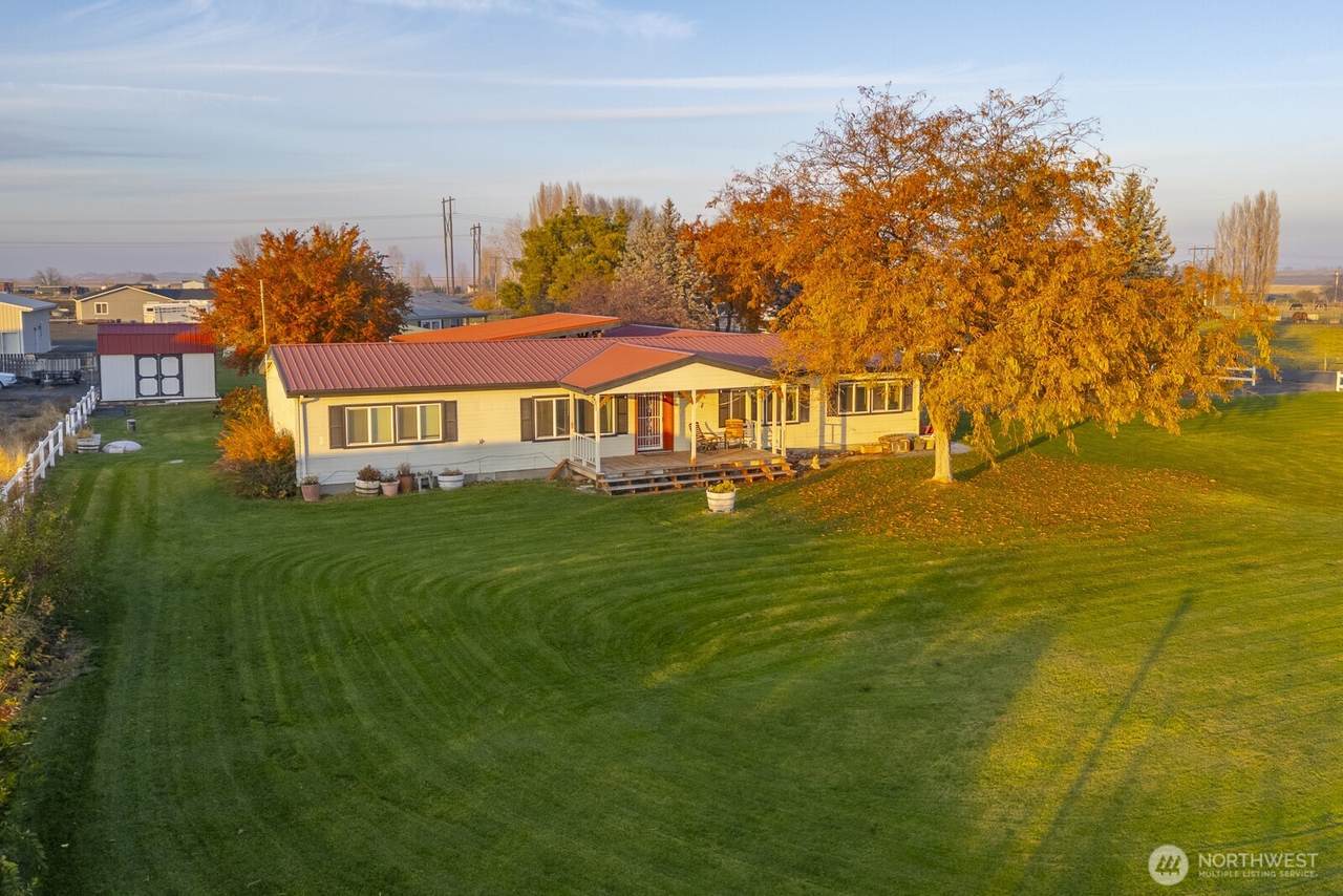 1132 C Road - Photo 1