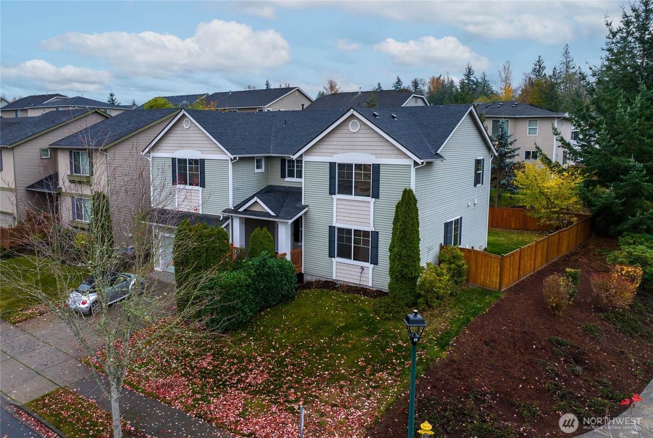 4725 Mount Baker Loop - Photo 1