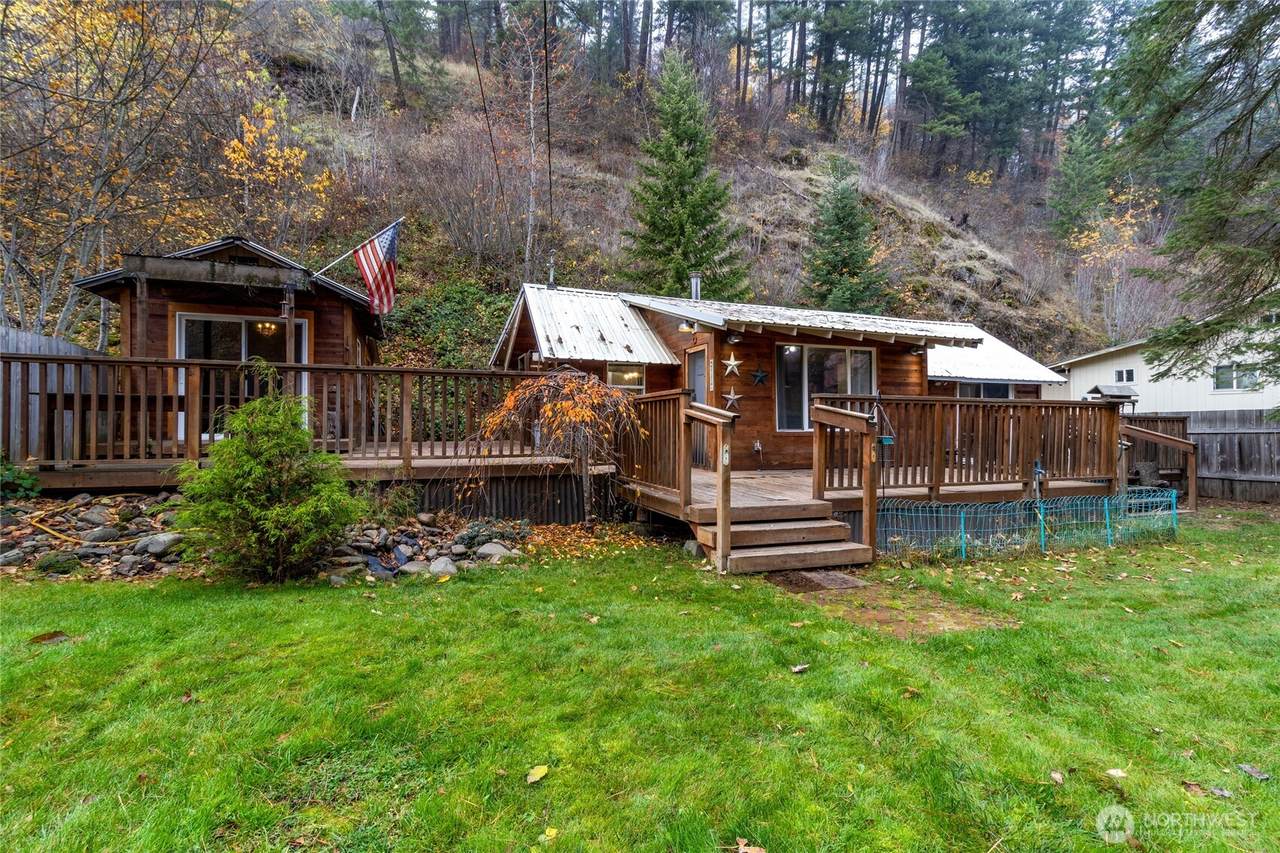 48 Blue Jay Loop - Photo 1