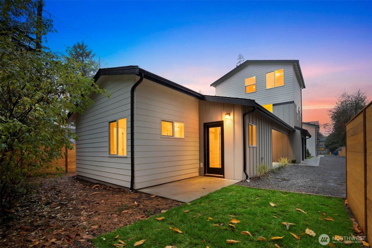 12531 25th Avenue - Photo 1