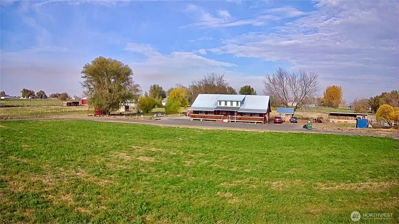 161802 Buena Vista Road - Photo 1