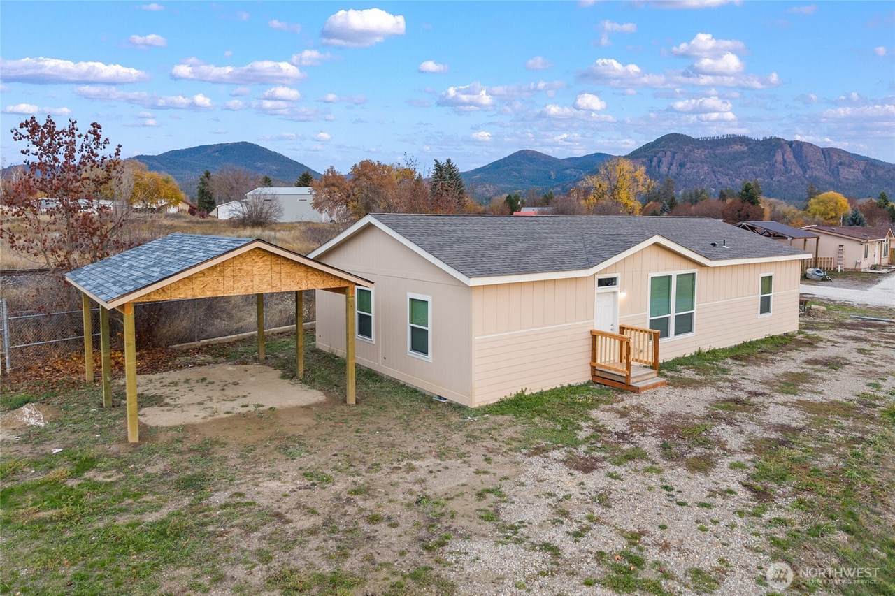 906 Valley Avenue - Photo 1