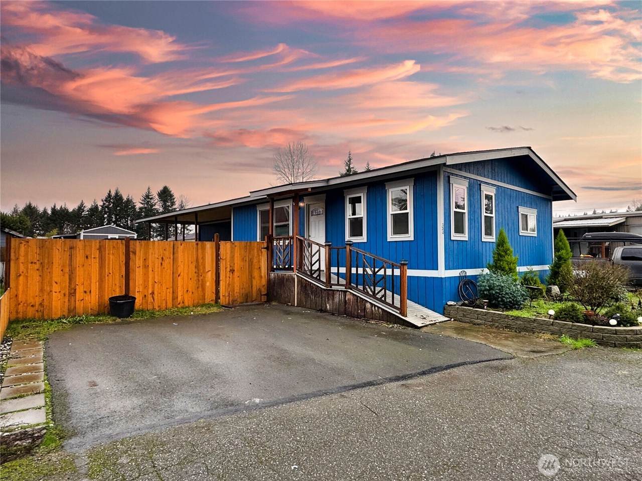 6413 123rd Avenue - Photo 1