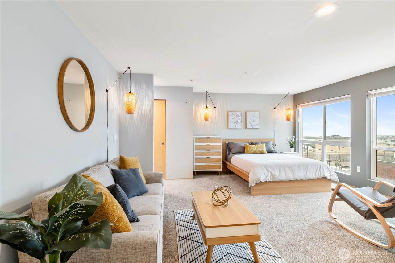 2818 Grand Avenue - Photo 1