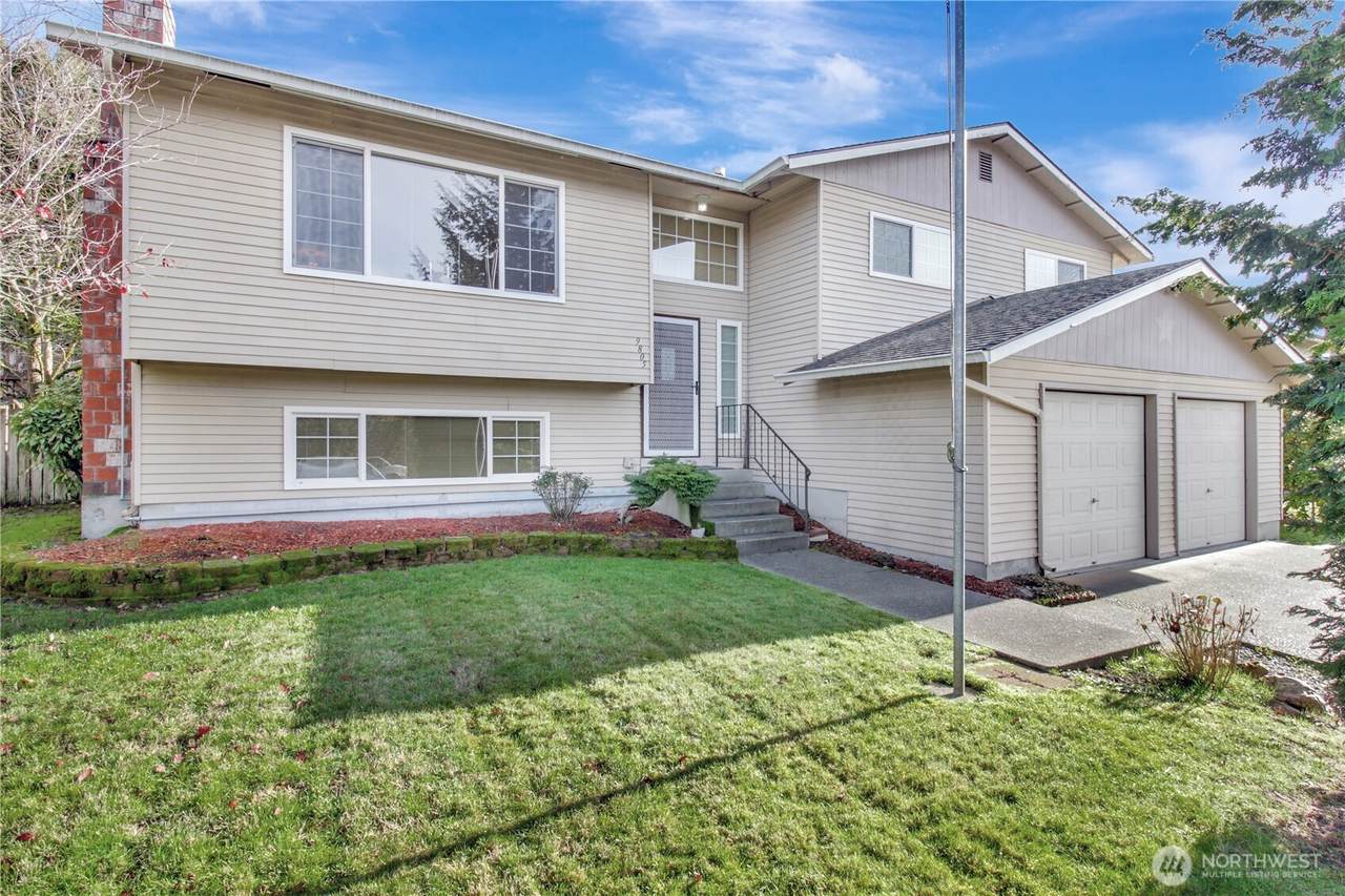 9805 62nd Drive - Photo 1