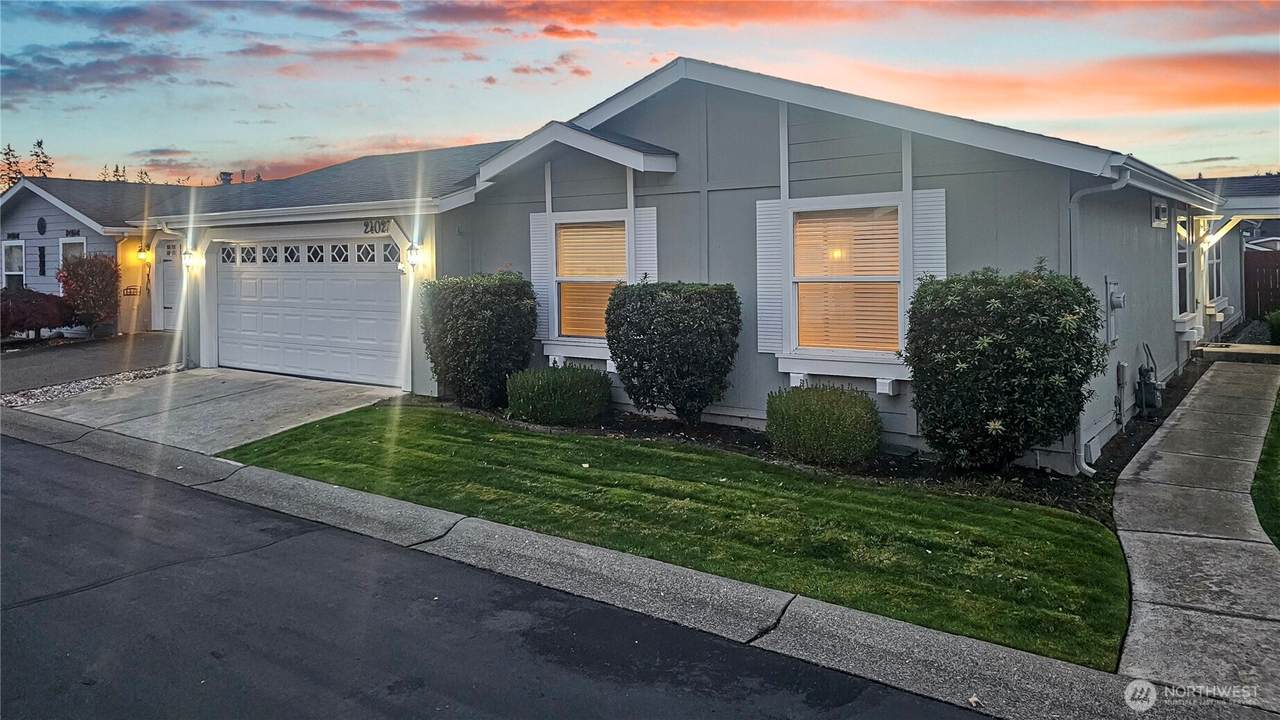 24027 222nd Place - Photo 1