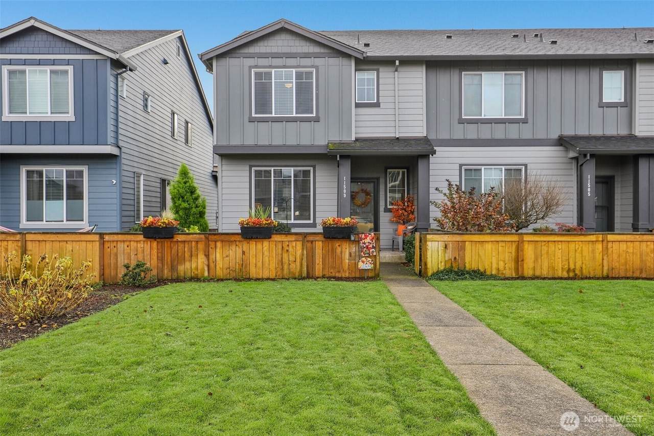 11509 22nd Circle - Photo 1