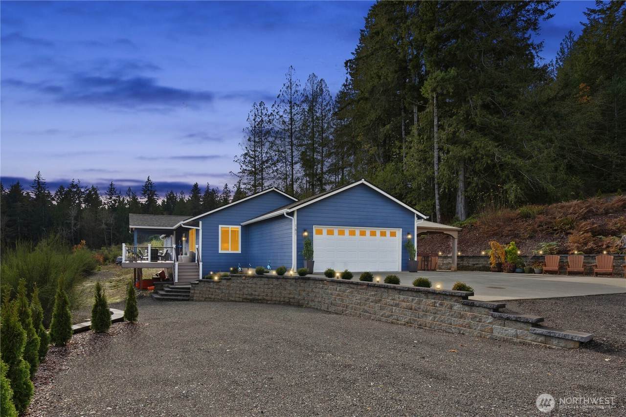 161 Harvey Terrace Drive - Photo 1