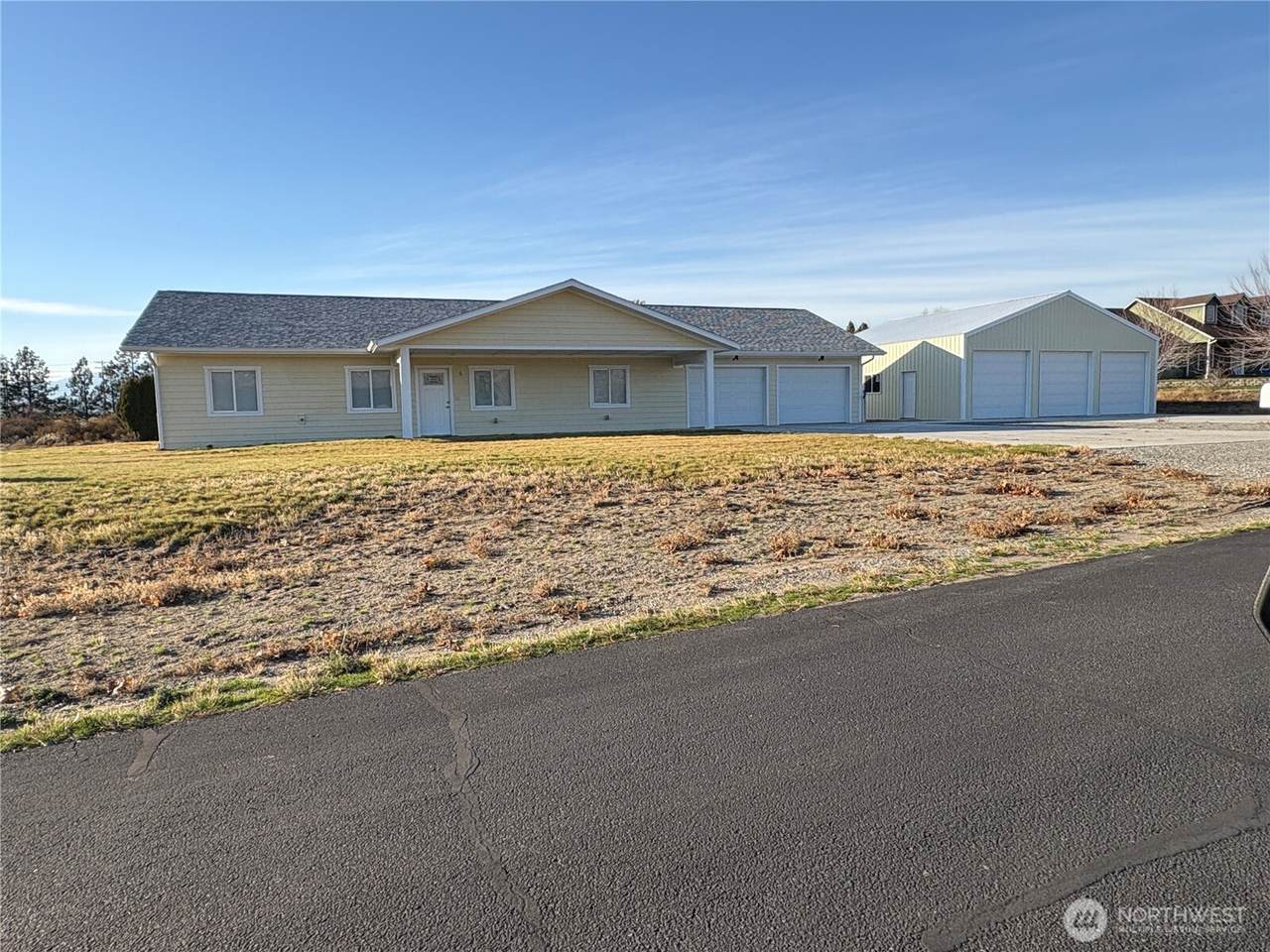 5 Red Apple Drive - Photo 1