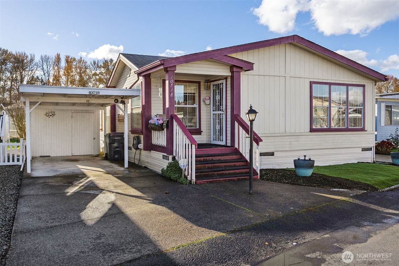 10718 62nd Street Ct - Photo 1