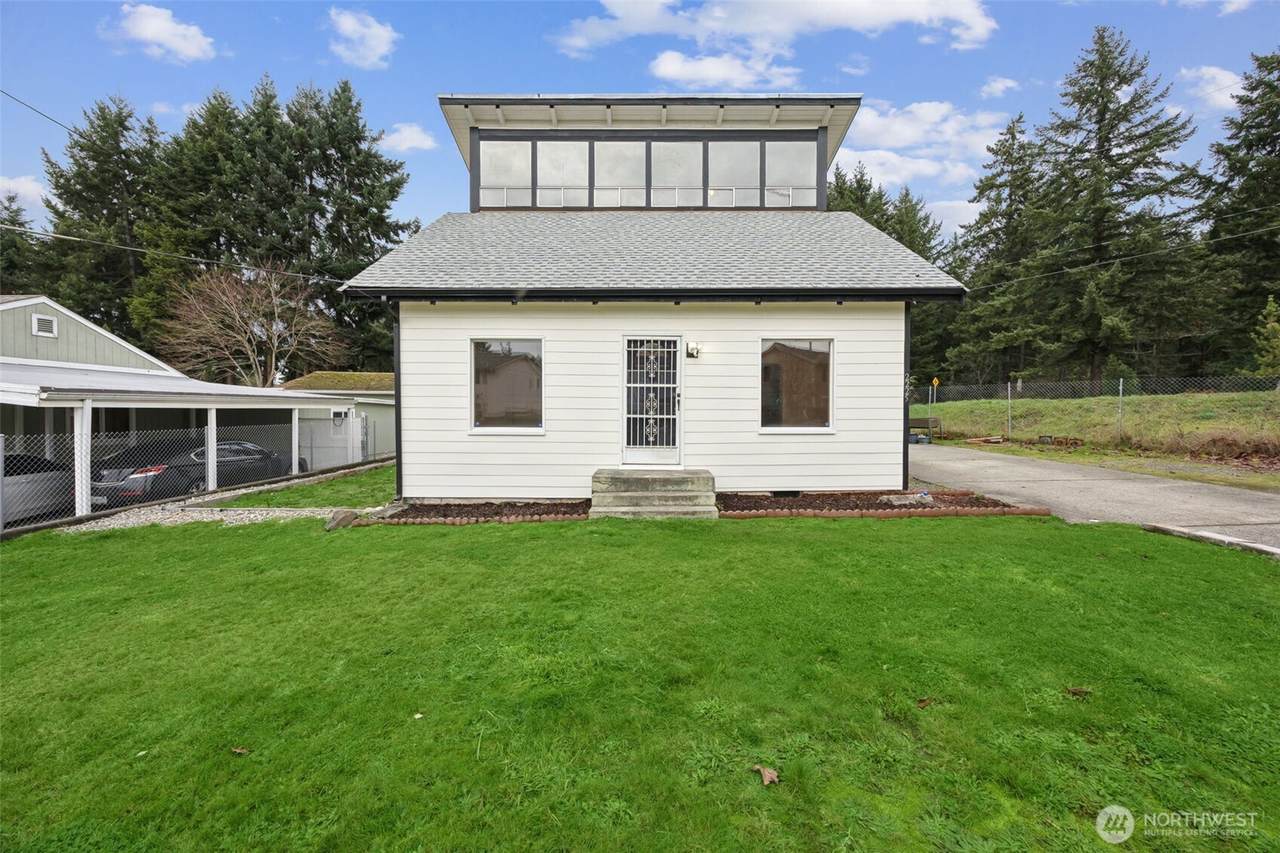 2225 64th Street - Photo 1