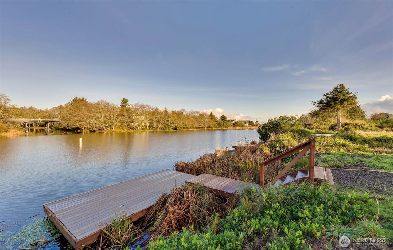 1006 Point Brown Avenue - Photo 1