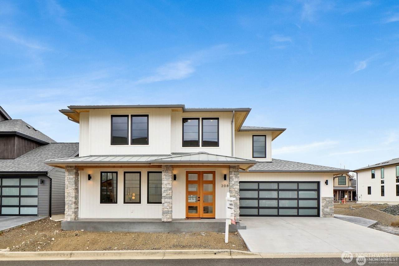 211 Pebblebrook Drive - Photo 1