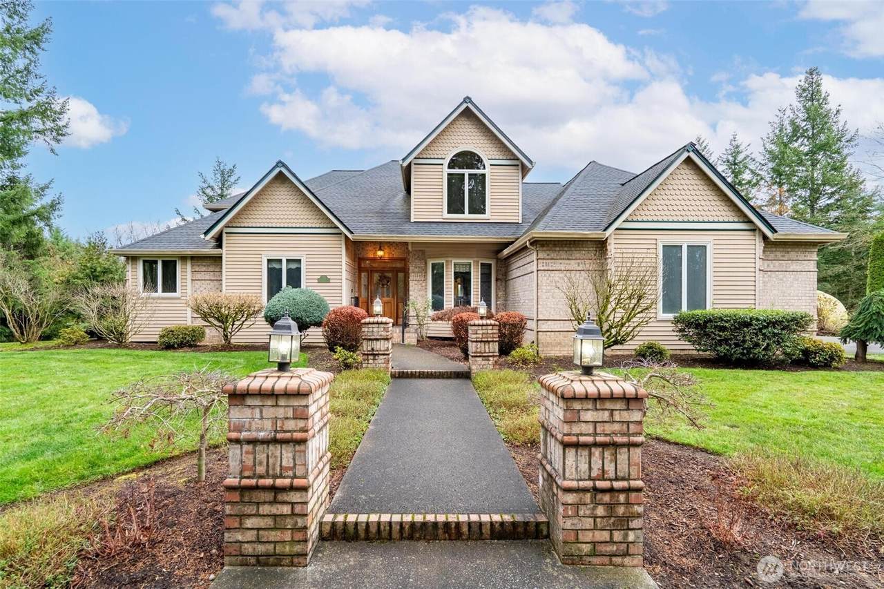 270 Valley View Way - Photo 1