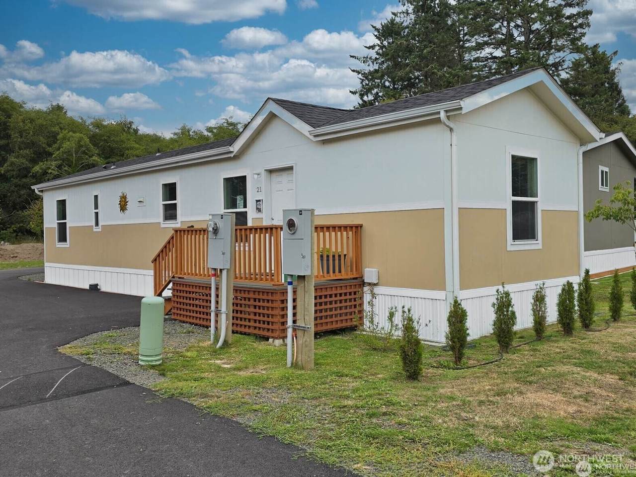 1303 30th Street - Photo 1