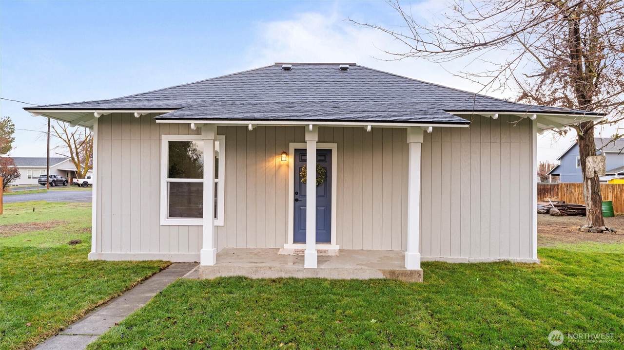 7 Second Street - Photo 1