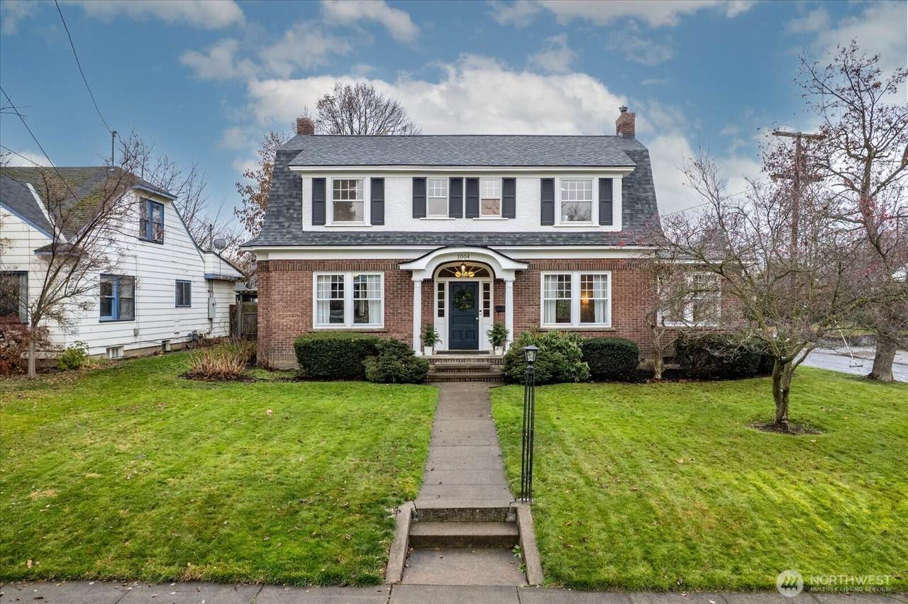 1004 Boyer Avenue - Photo 1