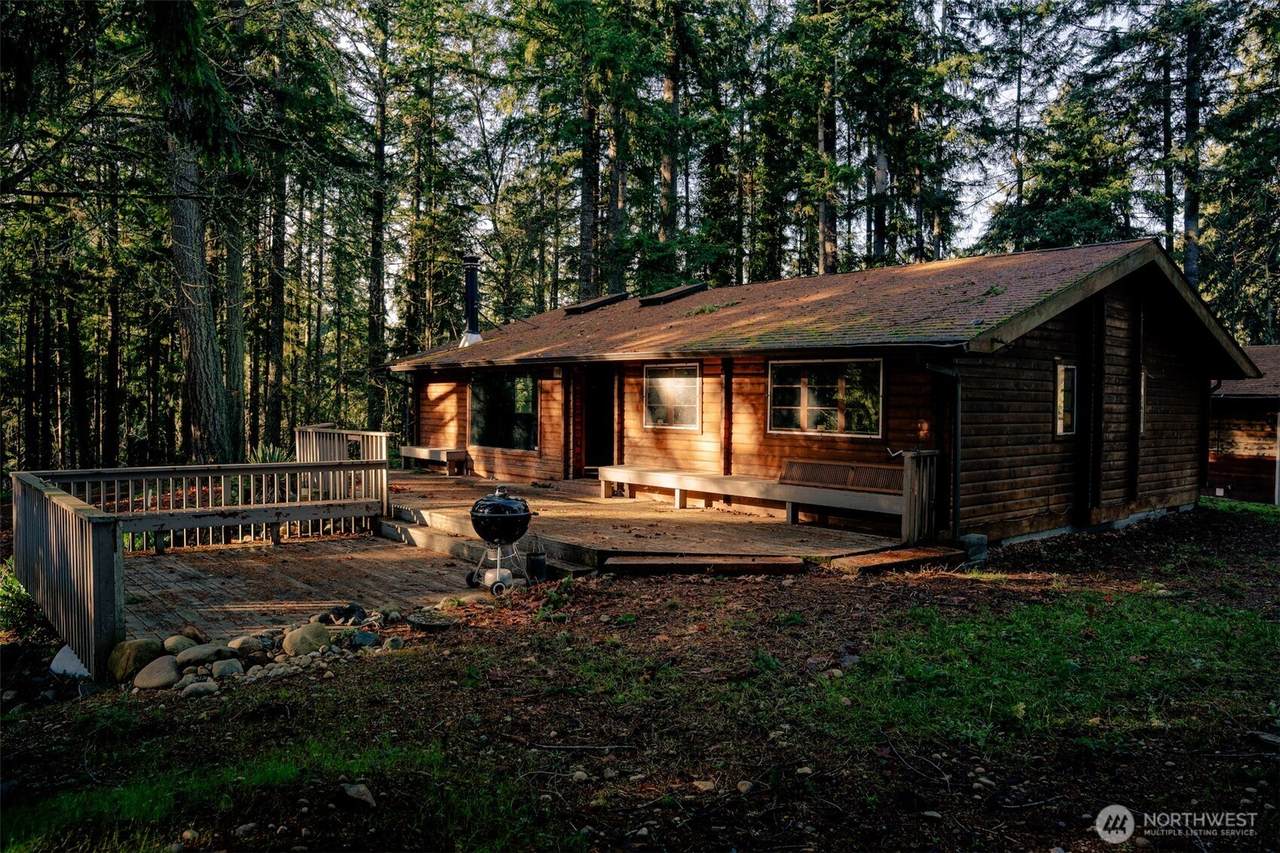 22044 Clear Lake Boulevard - Photo 1