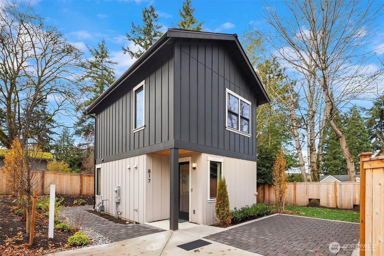 817 18th Avenue - Photo 1