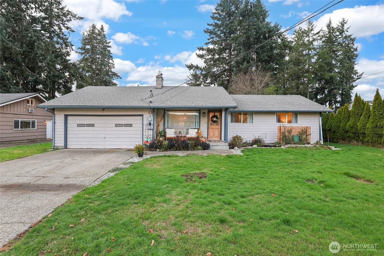 1215 Stillwell Street - Photo 1