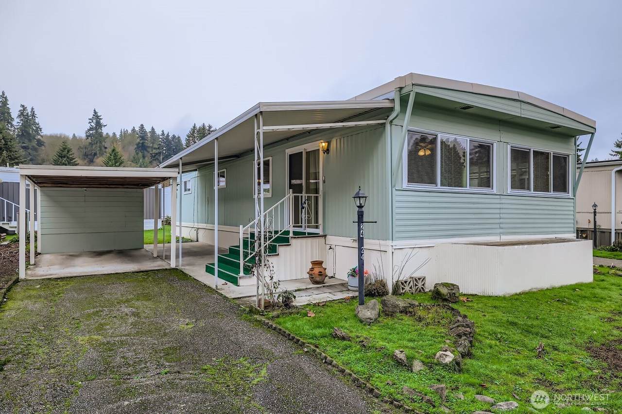 11330 E Riverside Drive - Photo 1