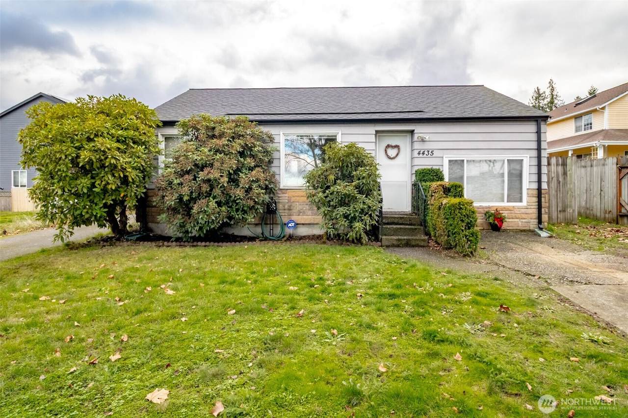 4435 144th St - Photo 1