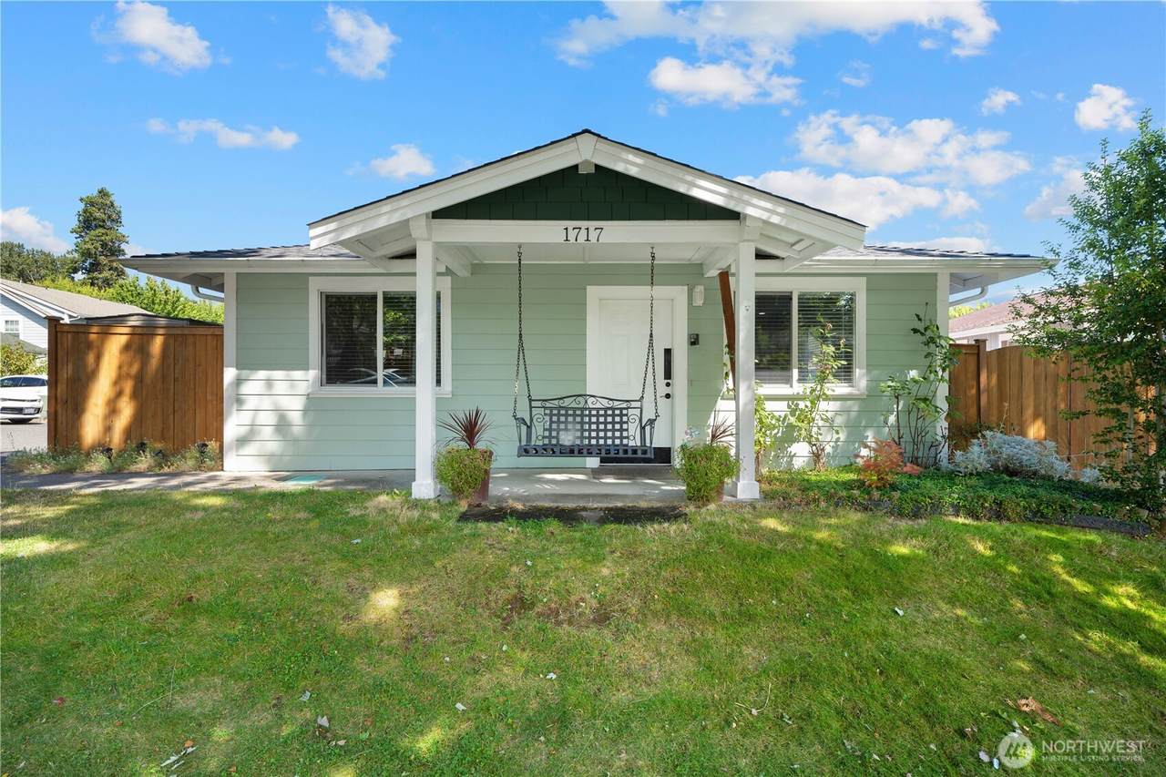 1717 42nd Street - Photo 1