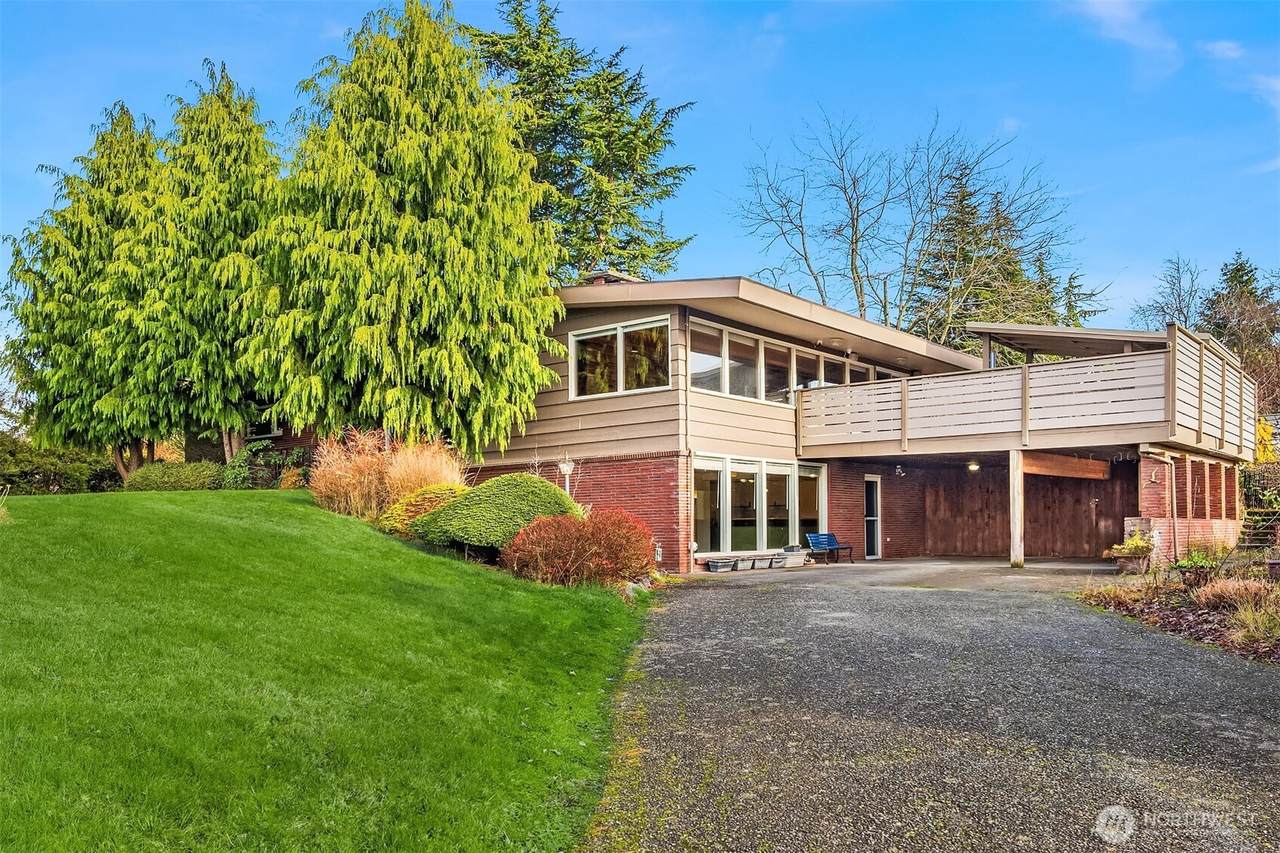 452 11th Street - Photo 1