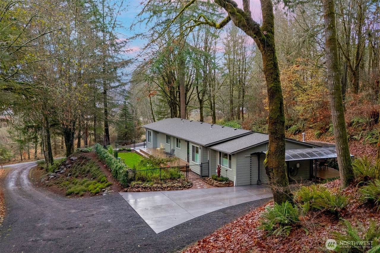 4929 Black Lake Boulevard - Photo 1