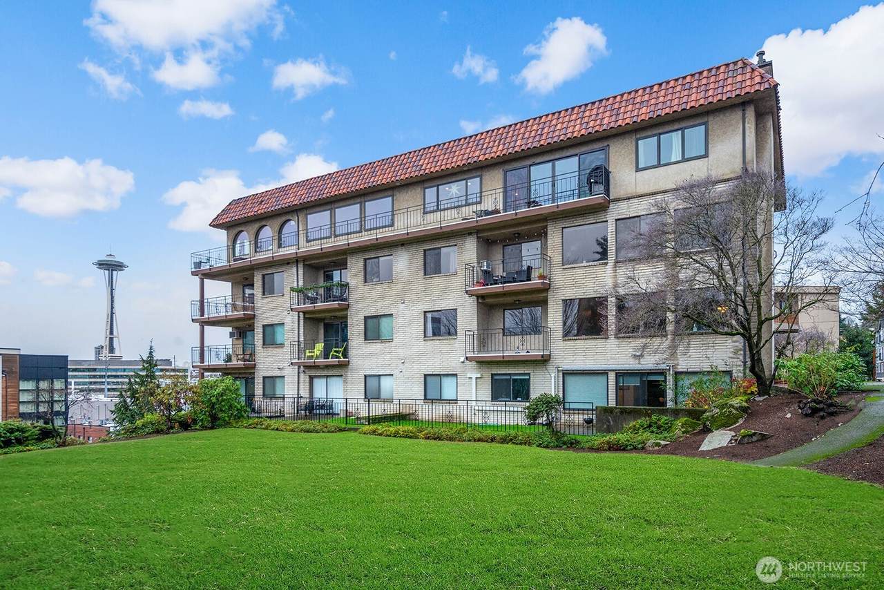 610 Aloha Street - Photo 1