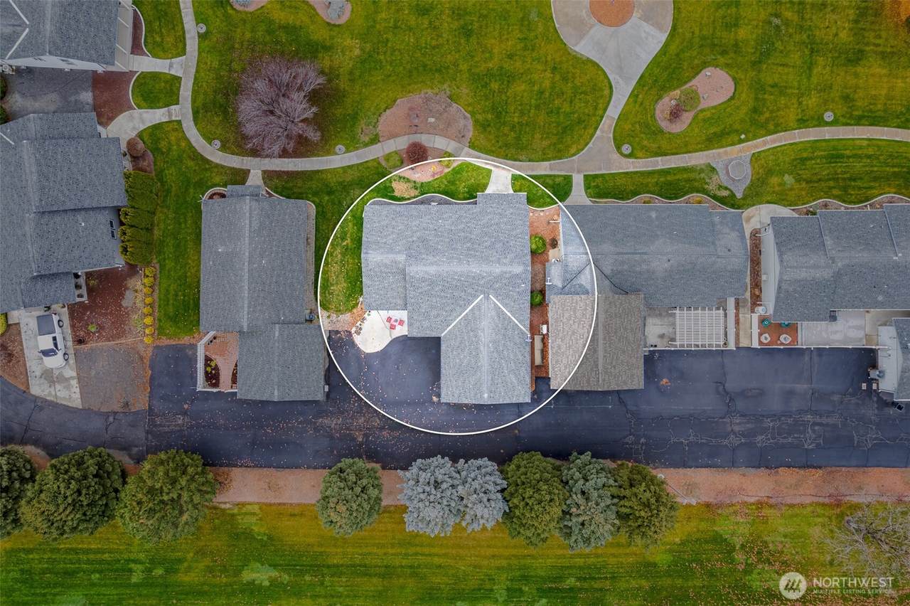 1000 13th Avenue - Photo 1