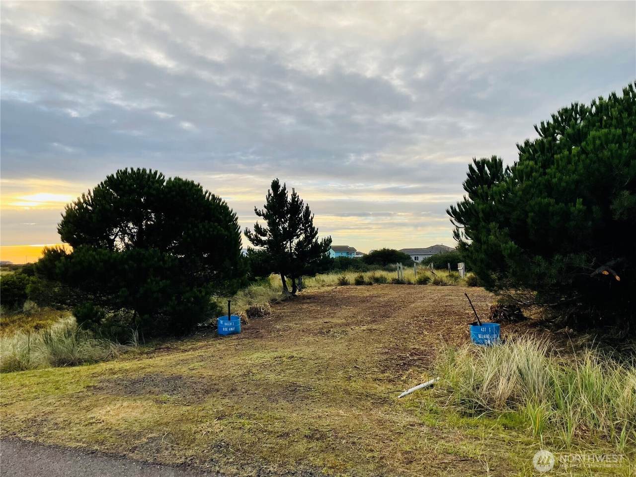 437 Bel Air Loop - Photo 1