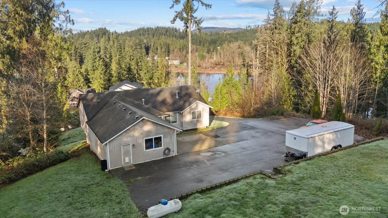 22122 79th Place - Photo 1