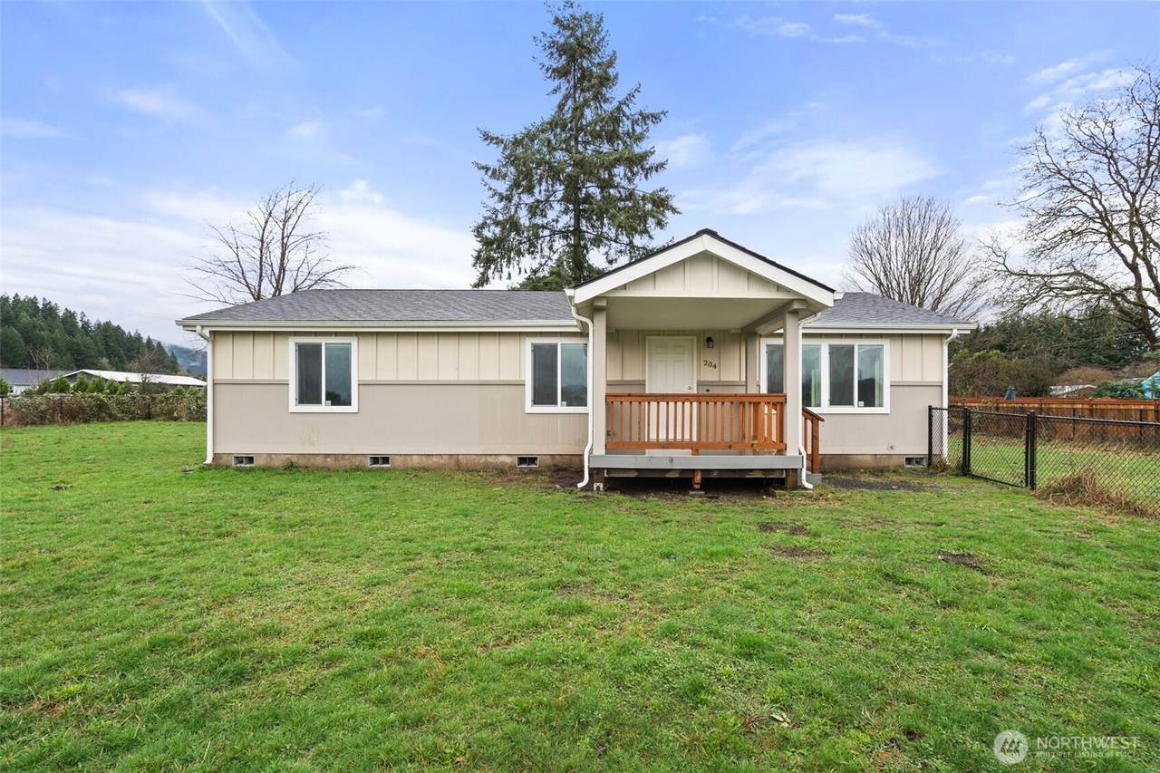 204 Mossyrock Rd West - Photo 1