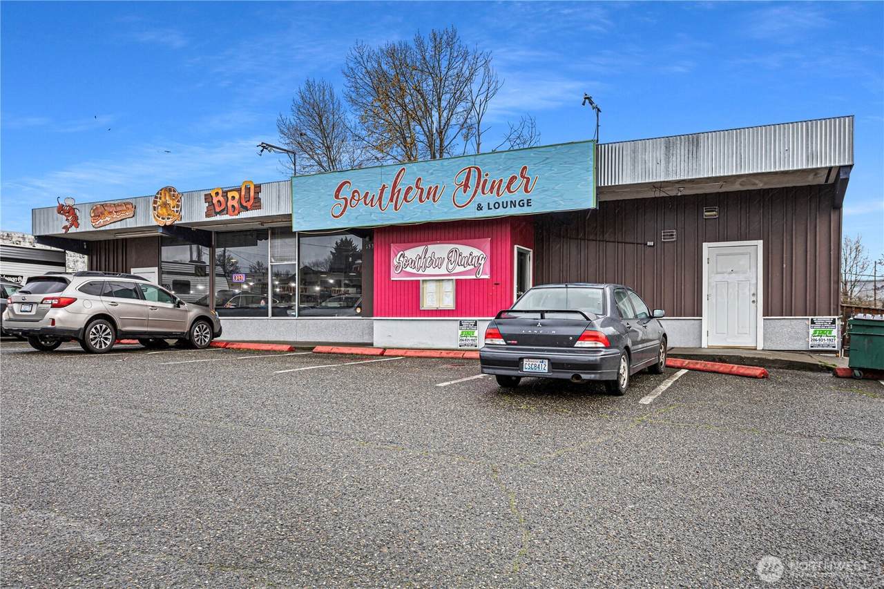15310 1st Avenue - Photo 1