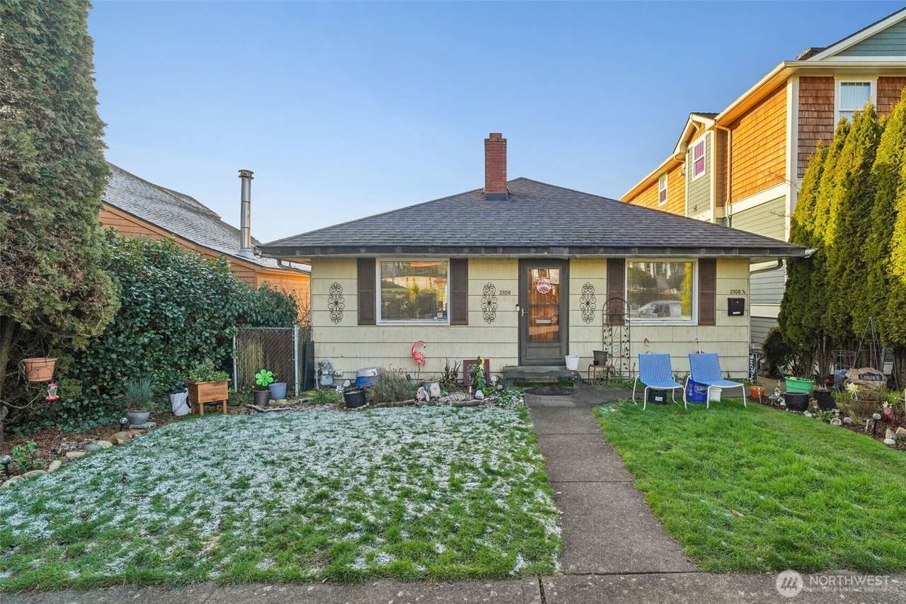 2108 Grand Avenue - Photo 1