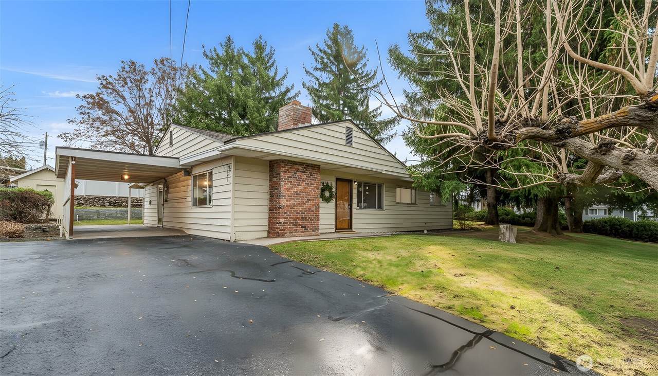 601 Jennifer Lane - Photo 1