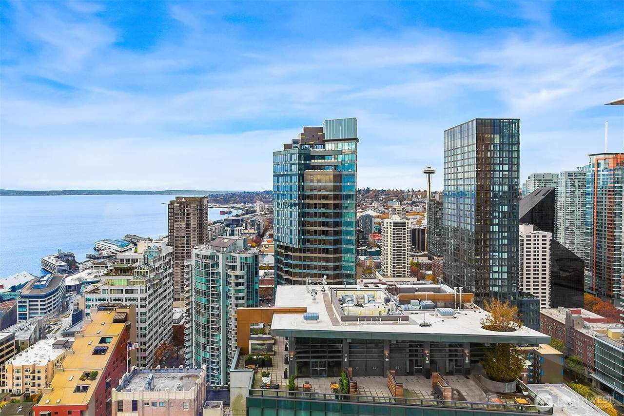 121 Stewart Street - Photo 1