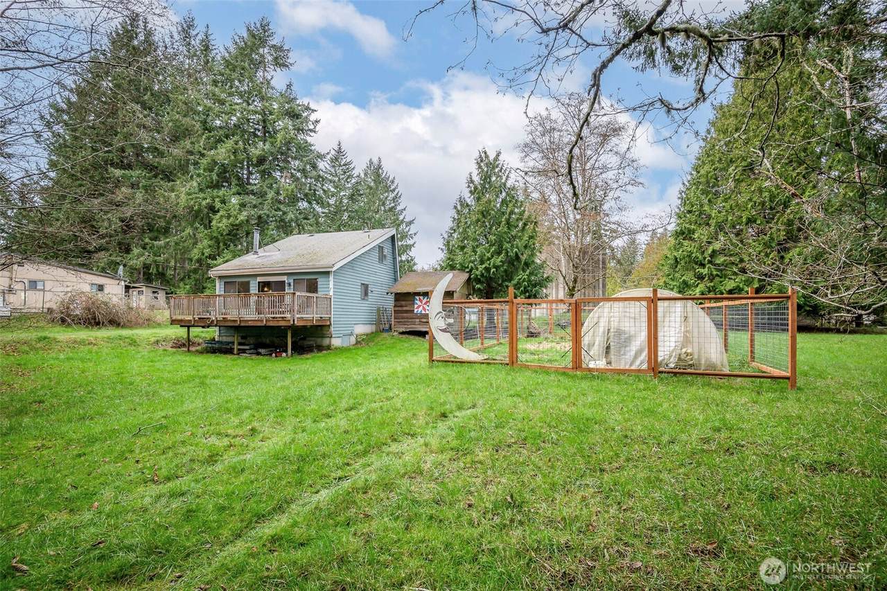 406 Madrona Boulevard - Photo 1