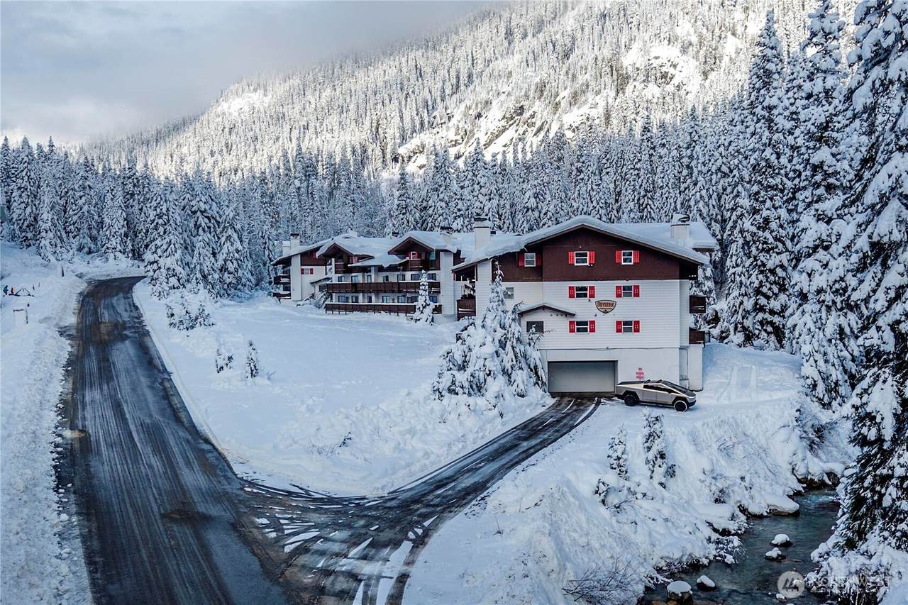 74 Erste Street - Photo 1