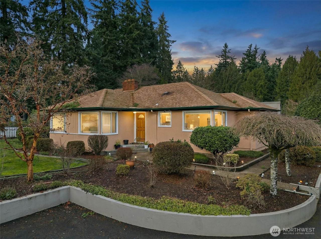 7419 112th Street - Photo 1
